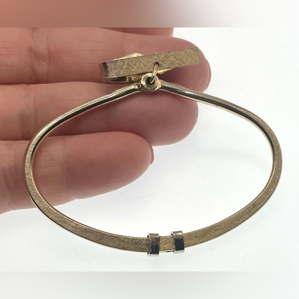 3 for $30 Vintage Signed Swank Gold Tone Open Loop Expandable Tie Ring Clip - Picture 2 of 8